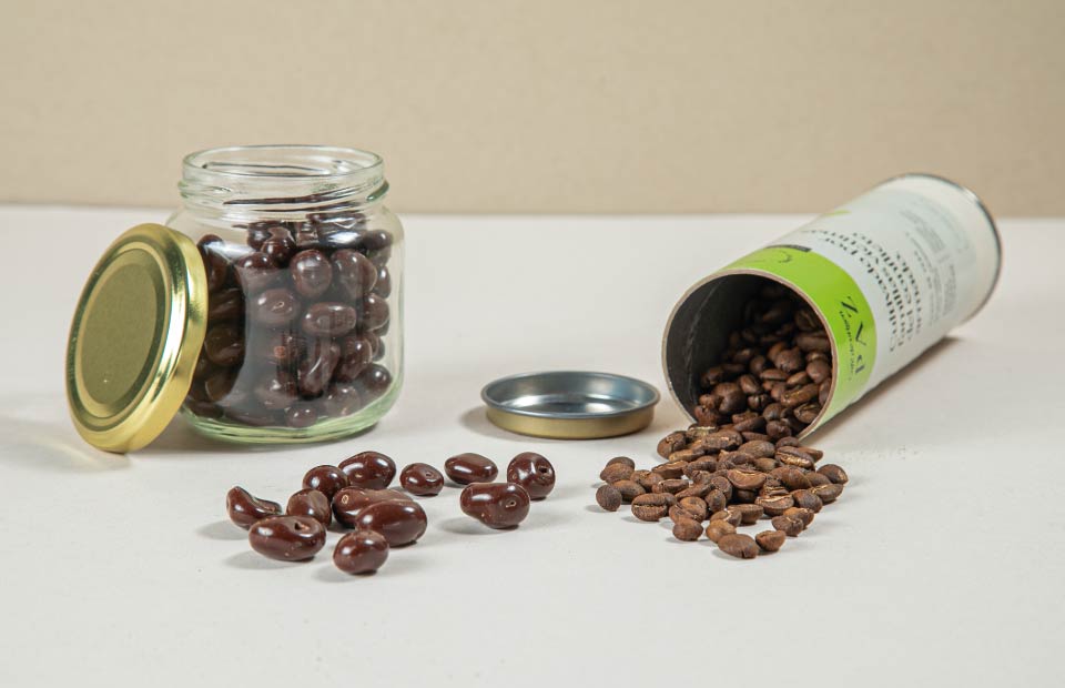 Maridaje de uchuvas recubiertas de chocolate y café